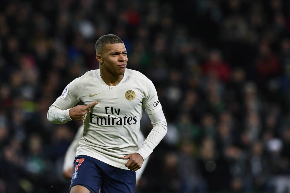 文远知行-W：香港公开发售获73.44倍认购 全球发售净筹约22.64亿港元